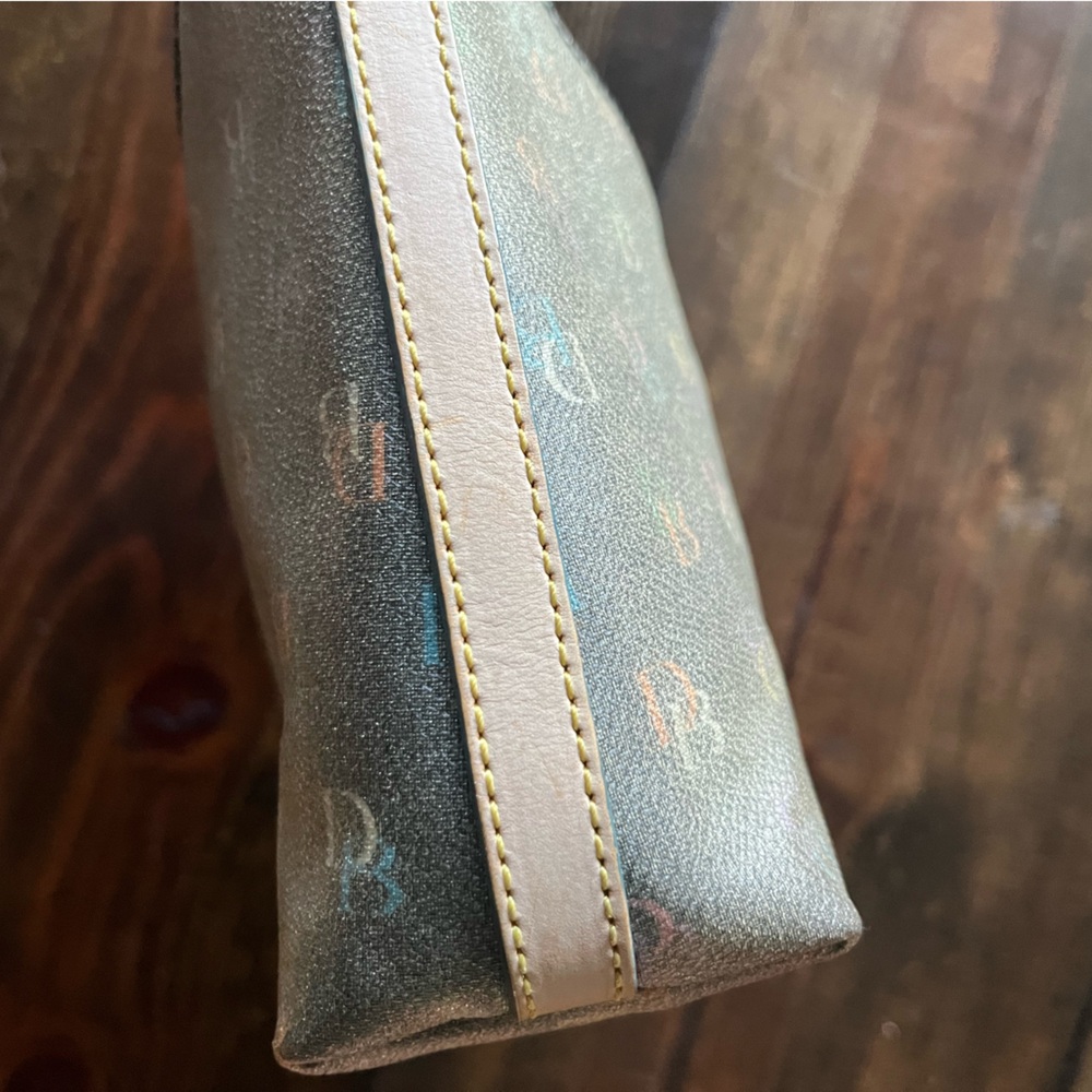 Dooney & Bourke Purse - Picture 11 of 16